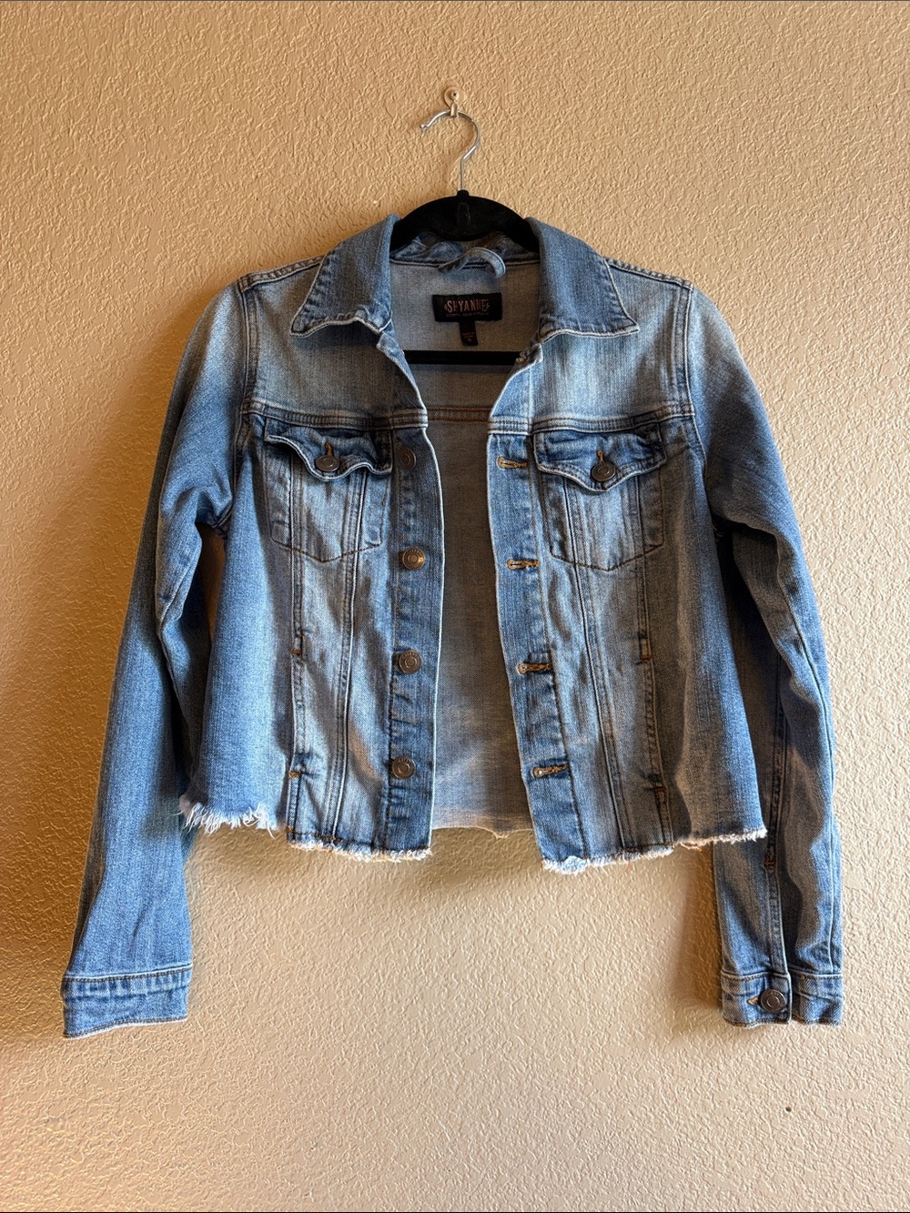 Stylish Light Blue Cropped Denim Jacket -